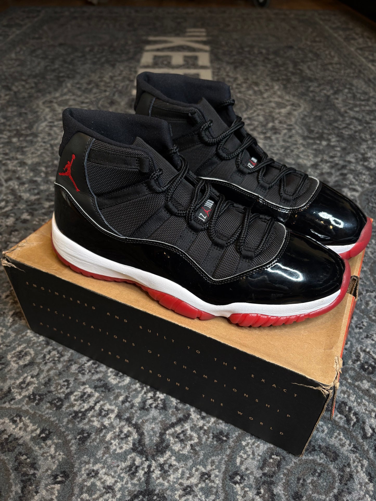 Jordan 11 Retro “Bred” CLEAN RB SIZE 13