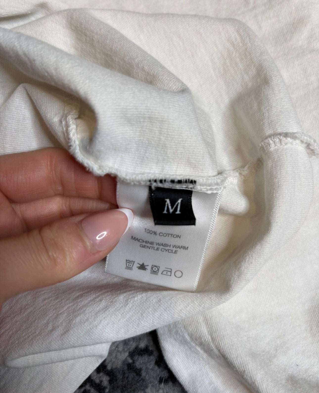 Enchants Riches Deprimes Long Sleeve Cream Size Medium