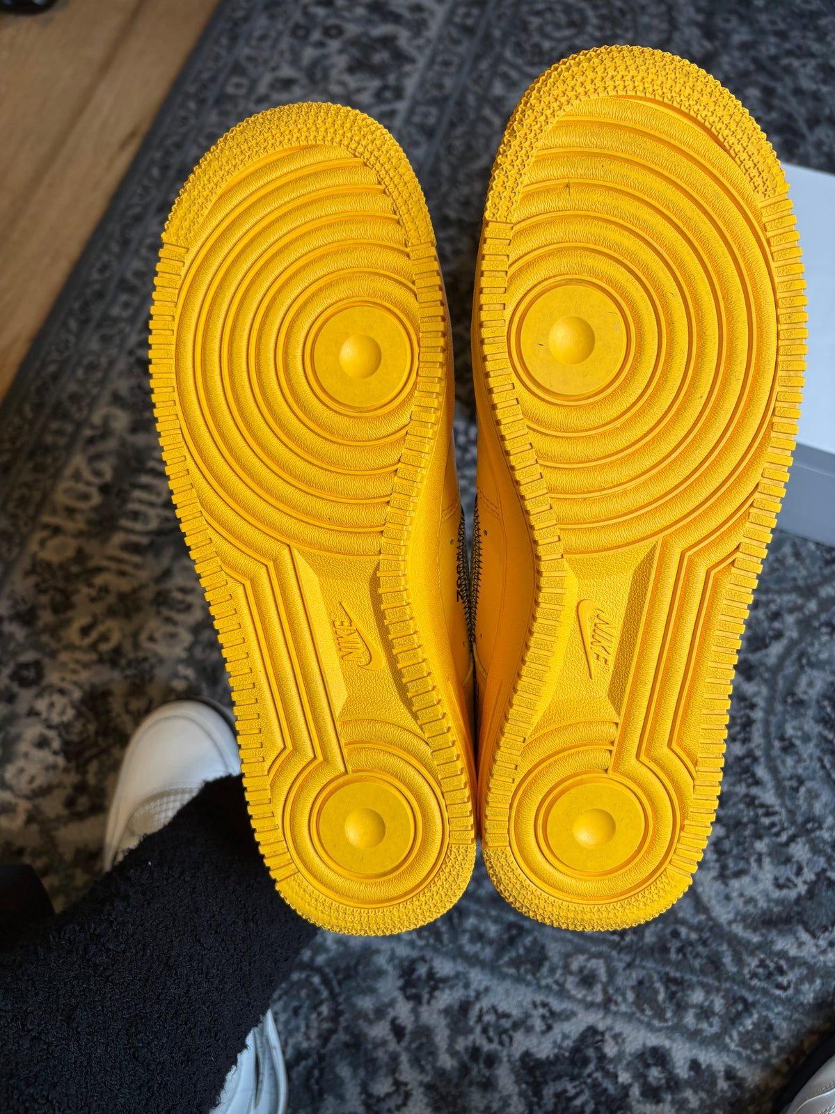 Nike Air Force 1 Low “Off-White ICA University Gold” Clean Og Size 9