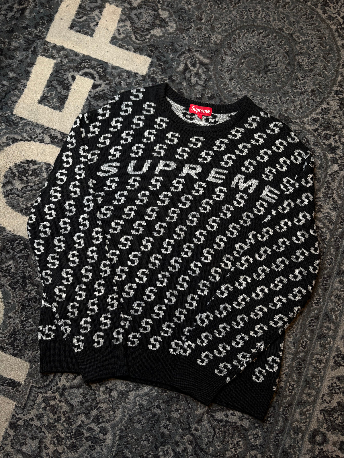 Supreme S Repeat Sweater Black Size Large