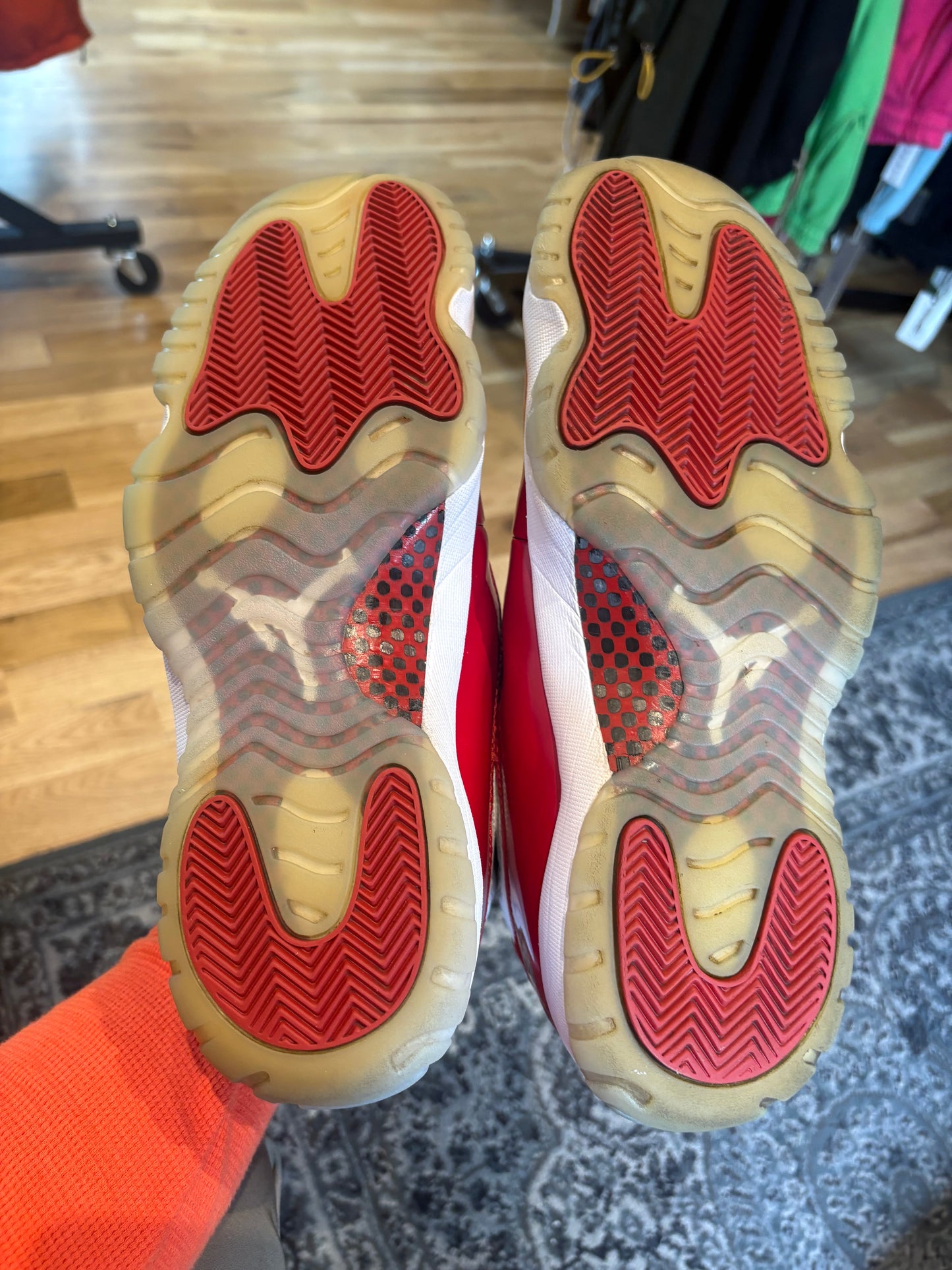 Jordan 11 Retro “Cherry” Clean Og Size 12