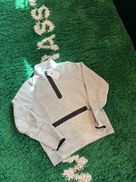 Nike Tech Quarter Zip Gray DS Size Medium