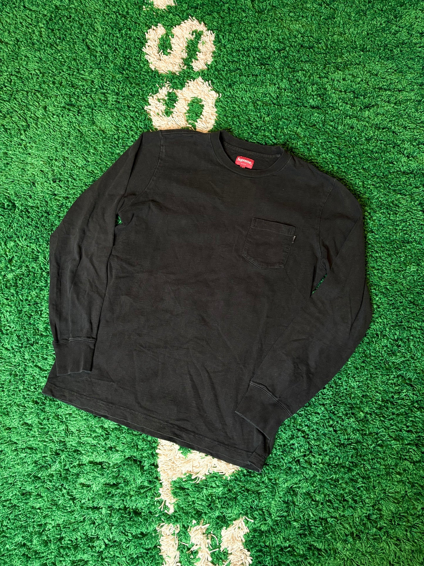 Supreme Pocket Long Sleeve Black Size Medium