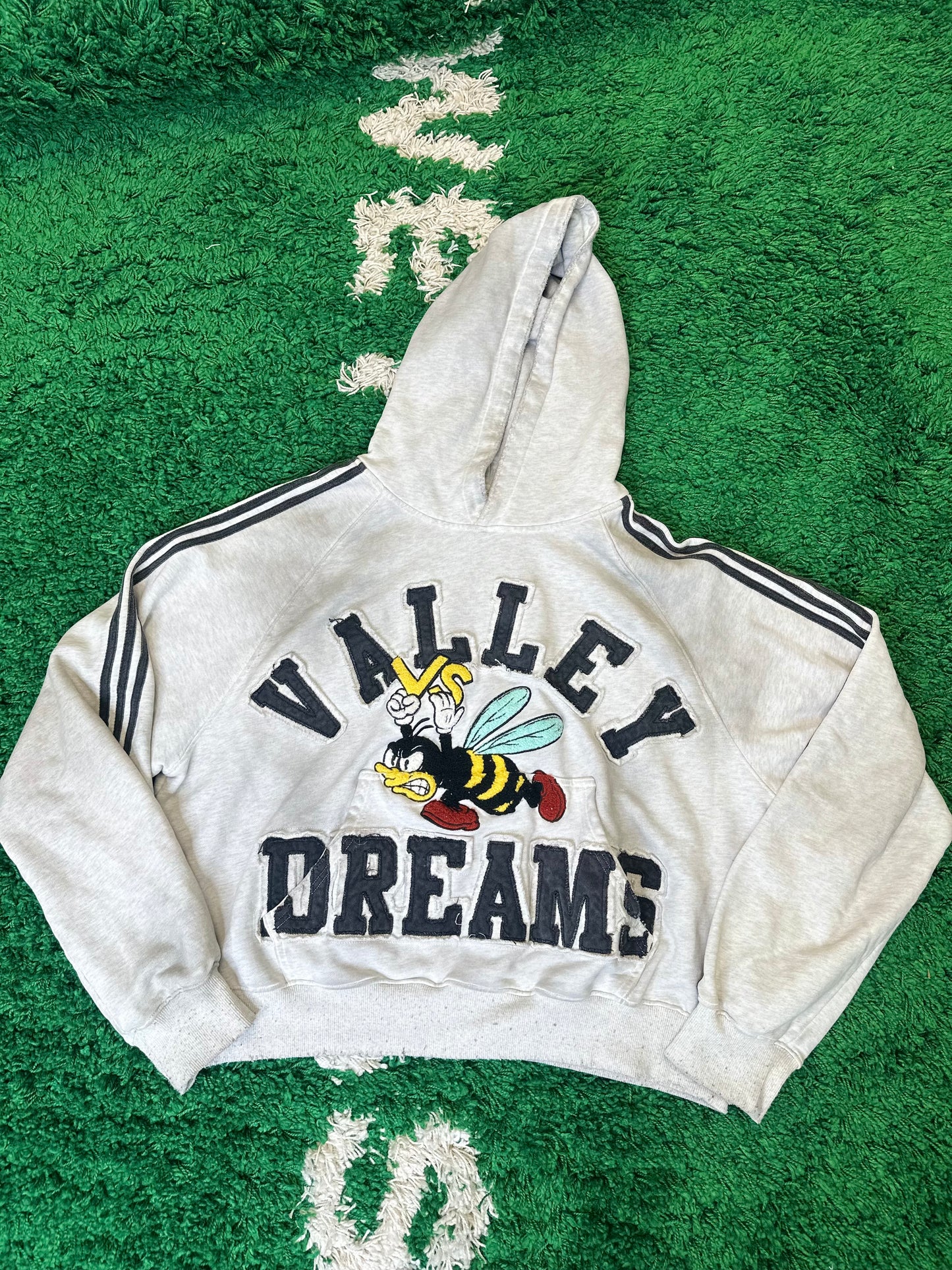 Vale Bee Hoodie Size Medium