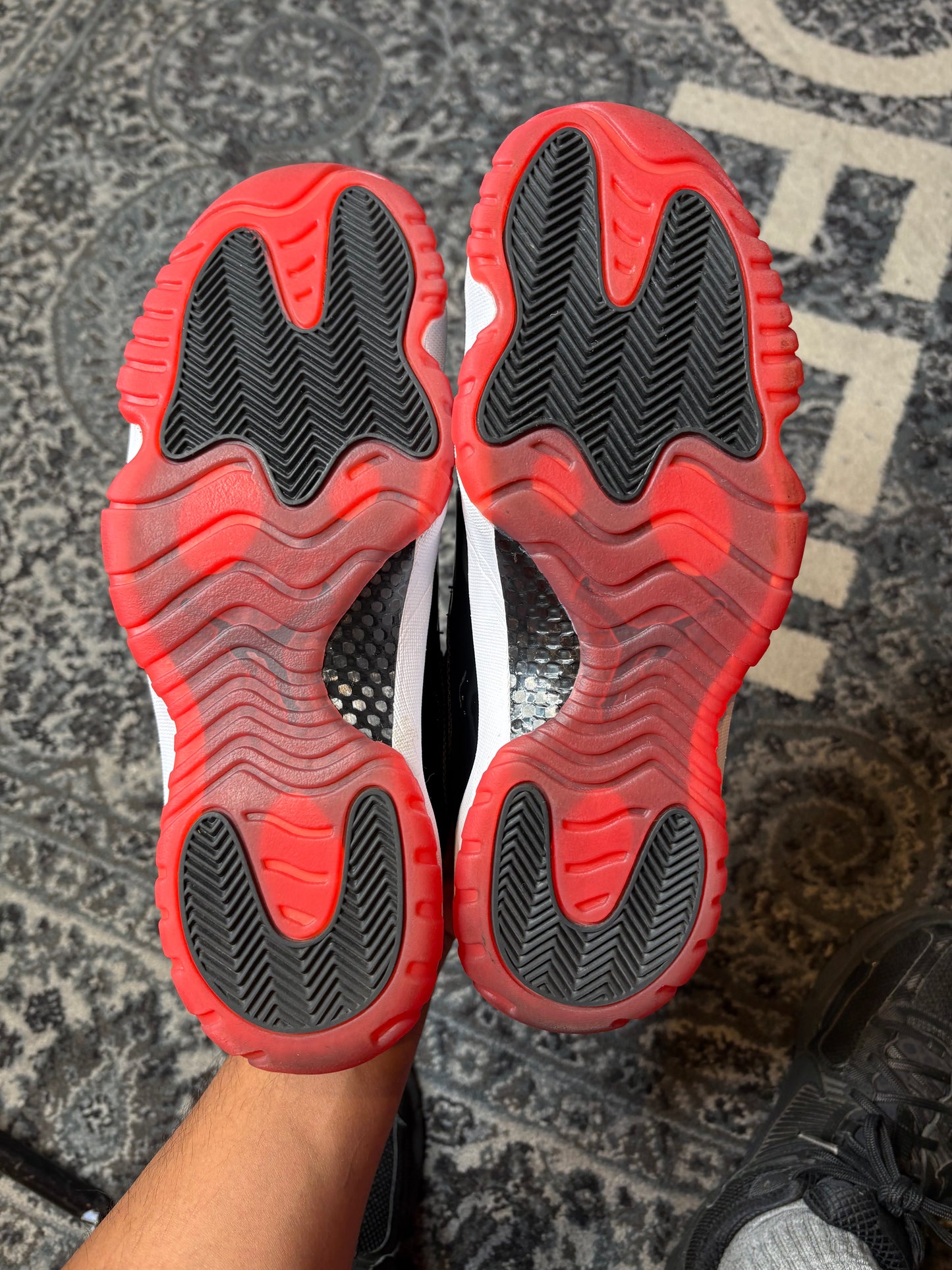 Jordan 11 Retro Low “Bred” CLEAN NB SIZE 11