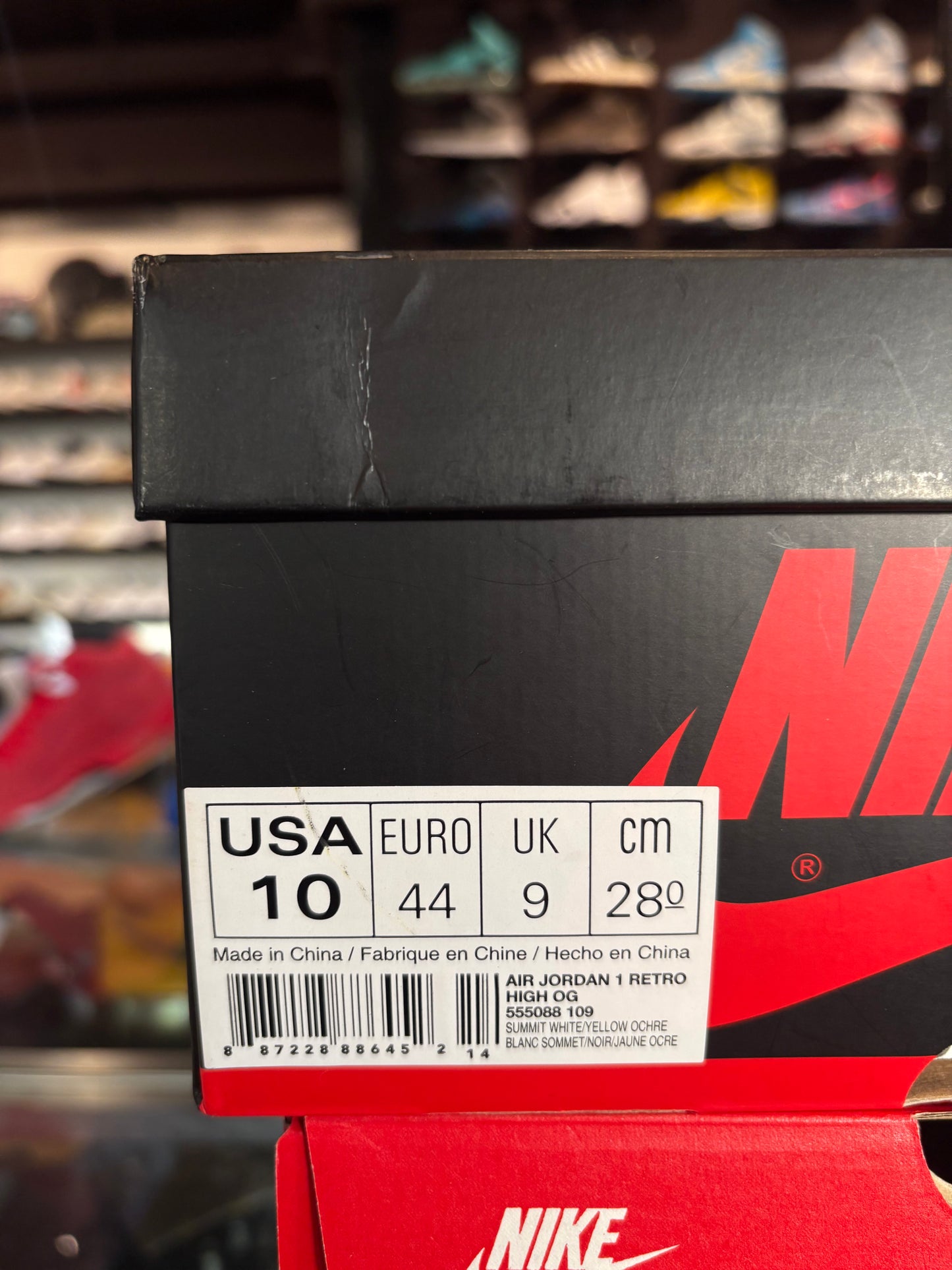 Jordan 1 Retro Yellow Ochre DS OG Size 10