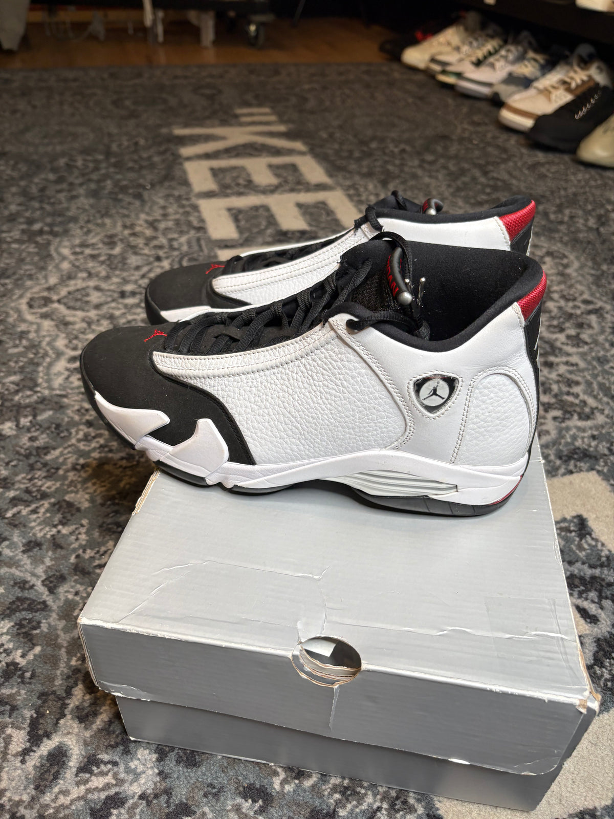 Jordan 14 Retro “Black Toe” Clean Og Size 8.5