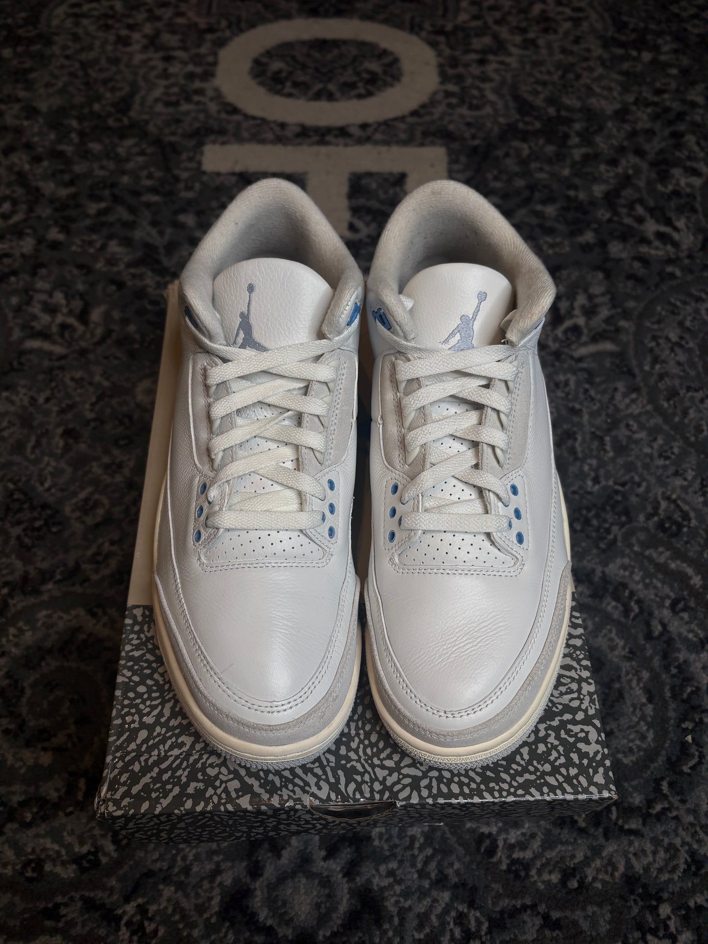Jordan 3 Retro “Lucky Shorts” CLEAN OG SIZE 9
