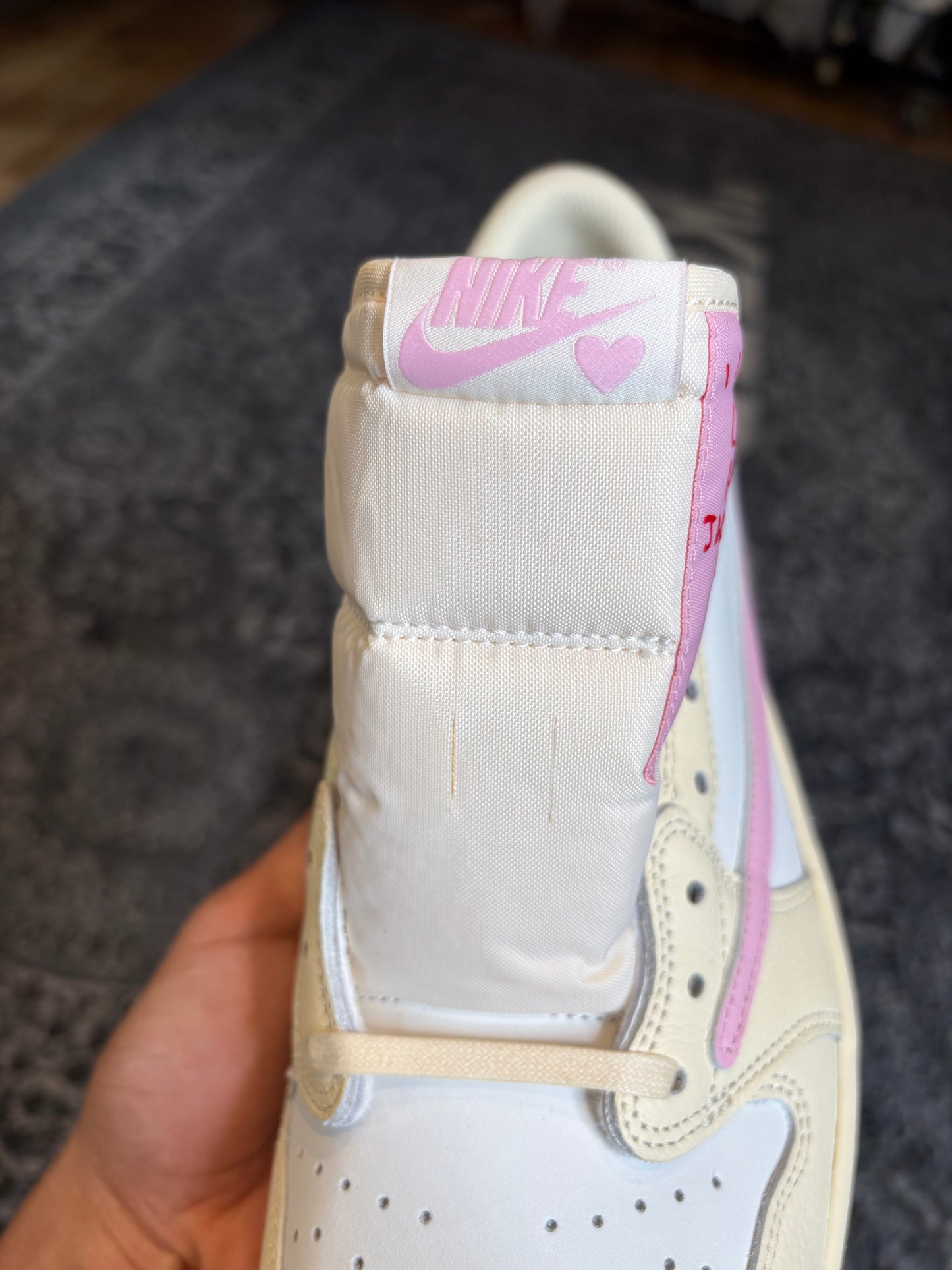 Jordan 1 Retro Low “Travis Scott Shy Pink” DS OG