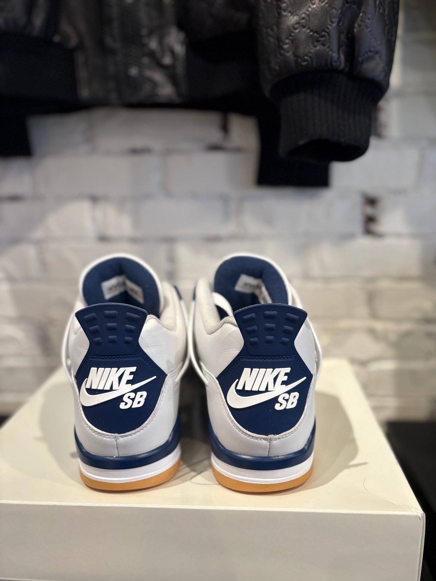 Jordan 4 Retro Navy SB Clean OG Size 11