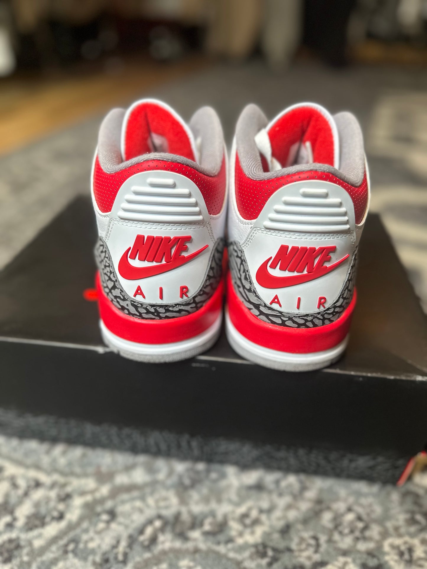Jordan 3 Retro “Fire Red” Clean Og Size 10.5