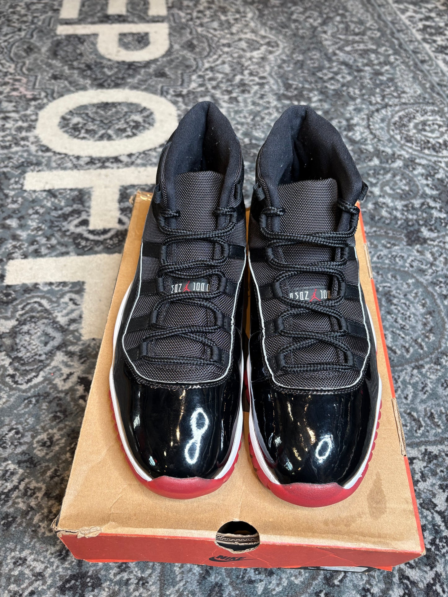 Jordan 11 Retro “Bred” CLEAN RB SIZE 13