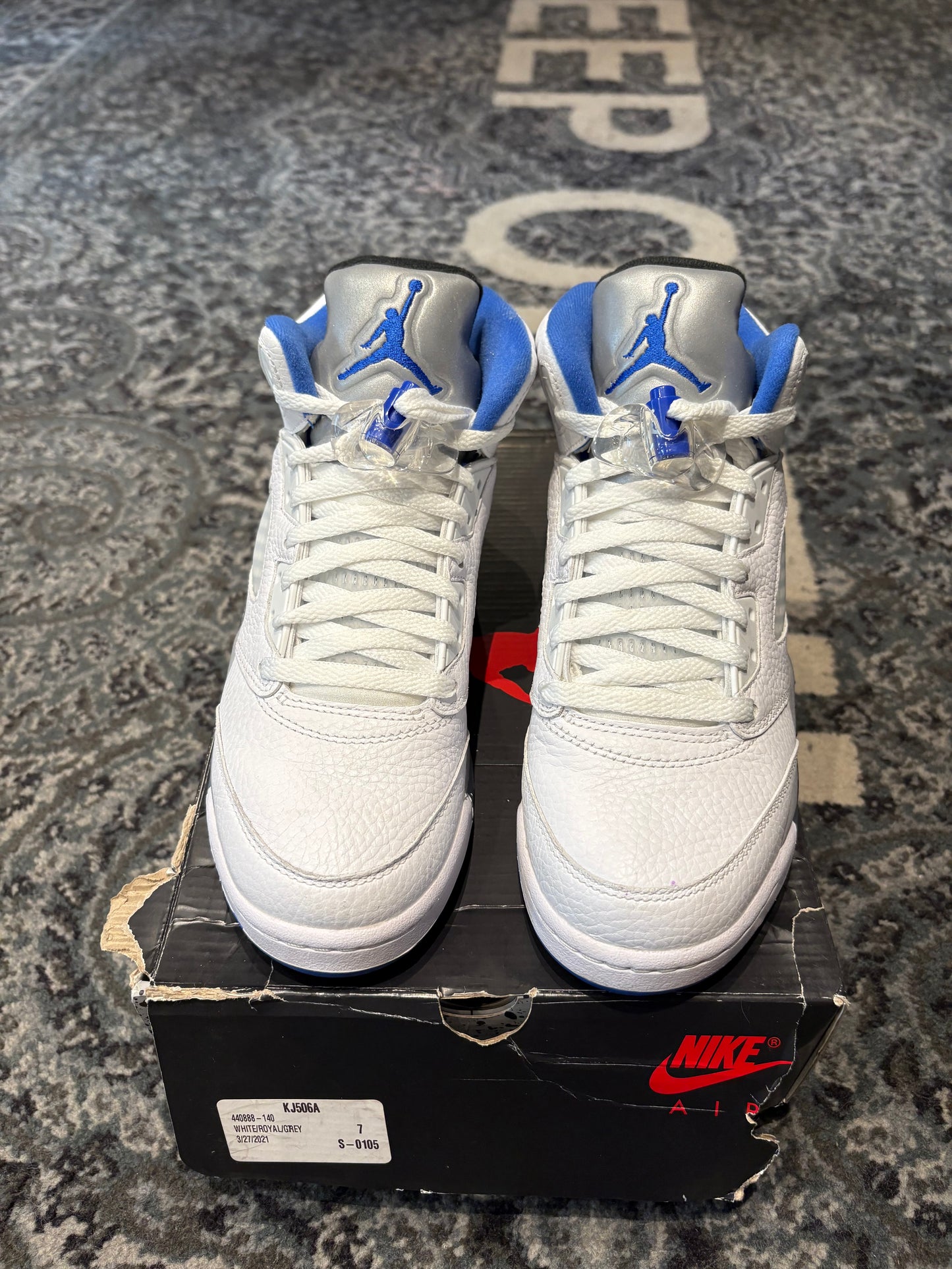 Jordan 5 Retro “White Stealth” CLEAN OG SIZE 7