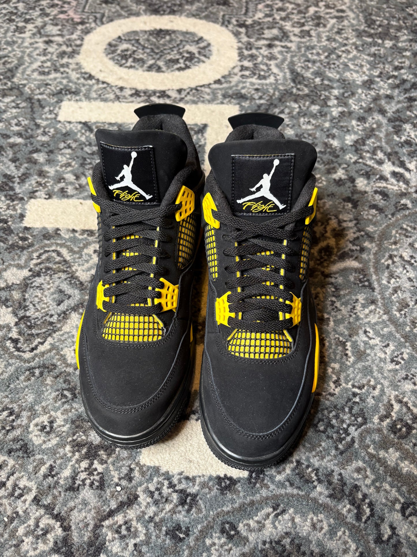 Jordan 4 Retro “Yellow Thunder” CLEAN NB SIZE 11