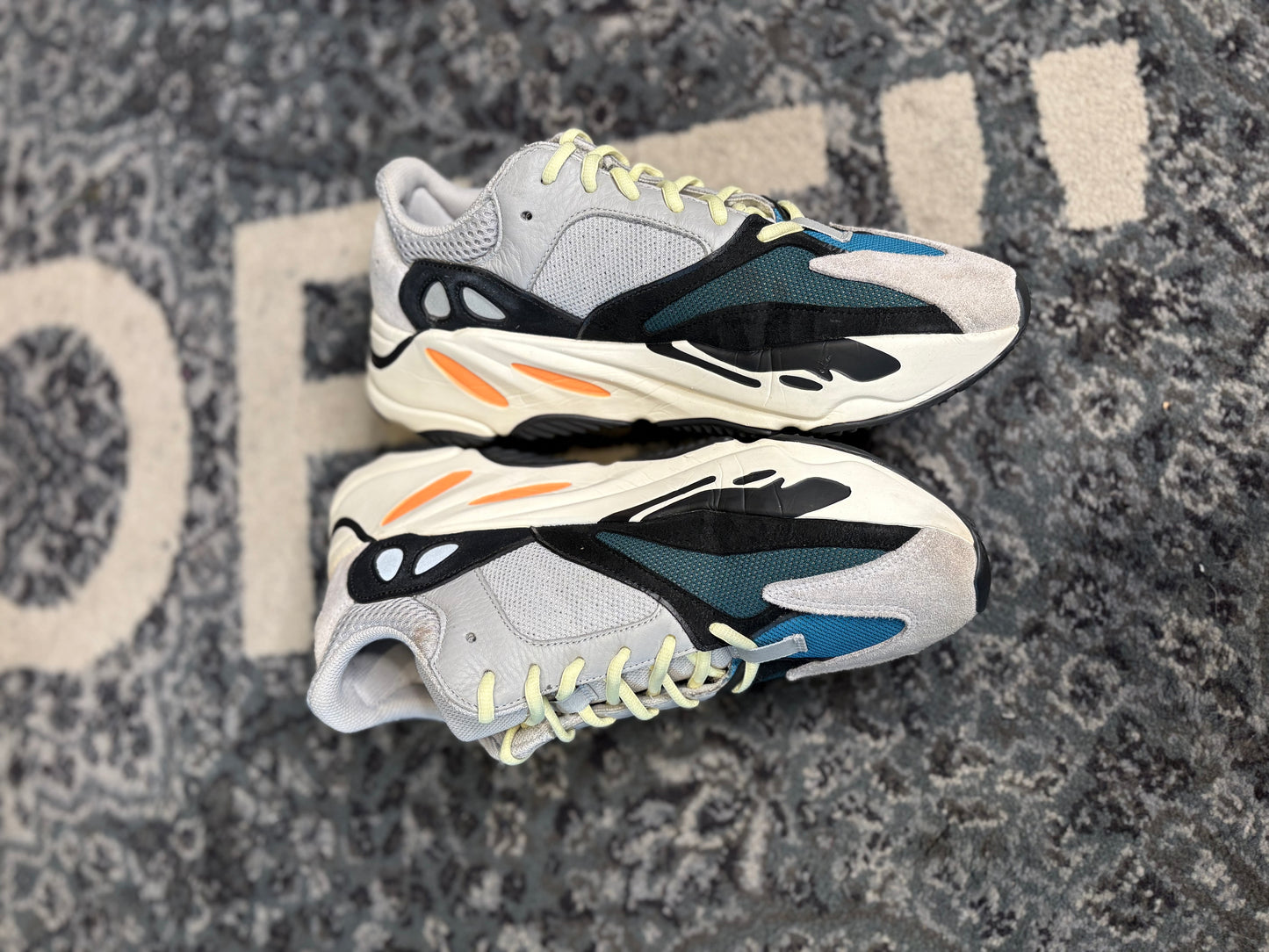 Yeezy 700 “Wave Runner” Clean NB Sz 11