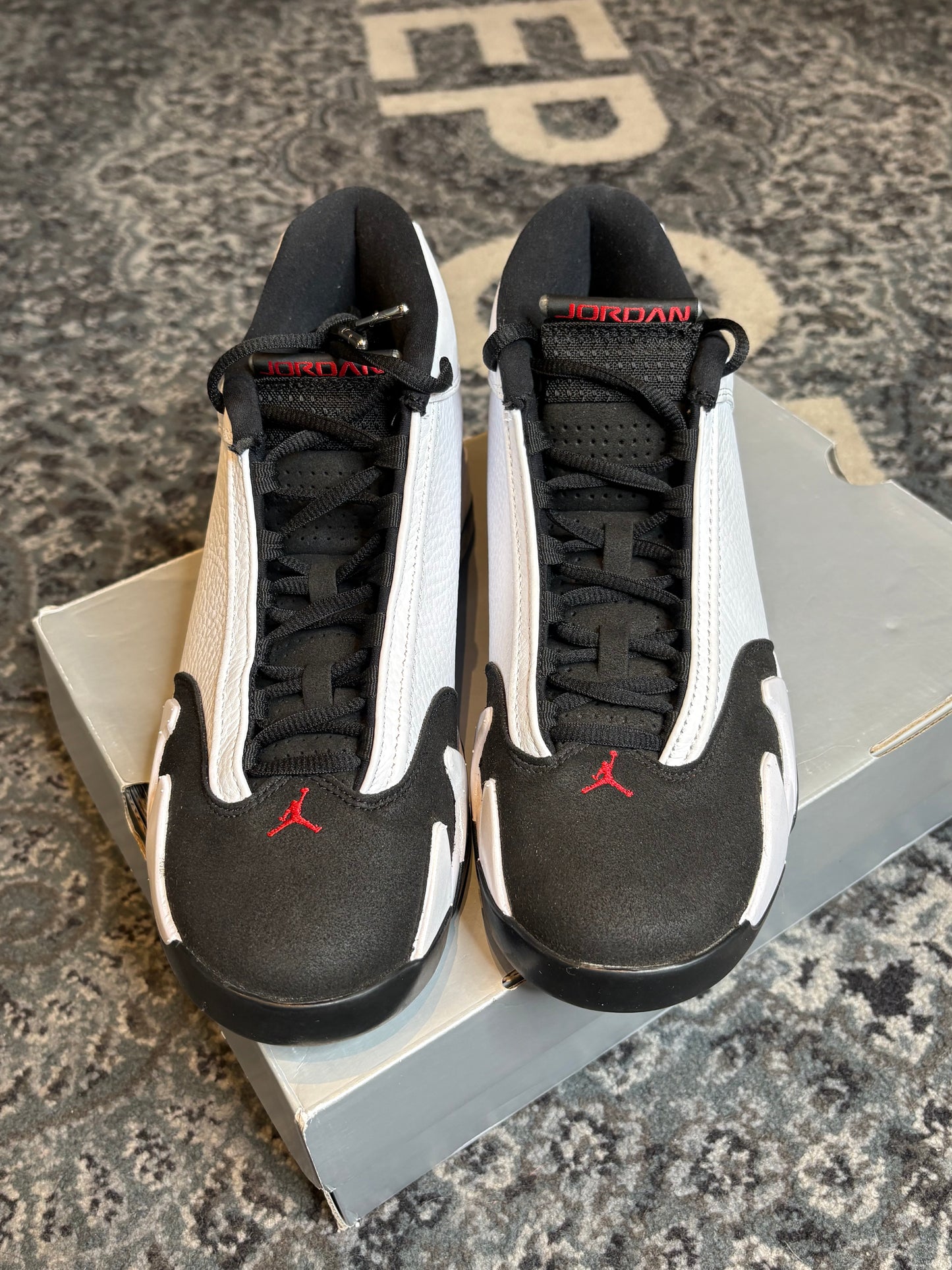 Jordan 14 Retro “Black Toe” Clean Og Size 8