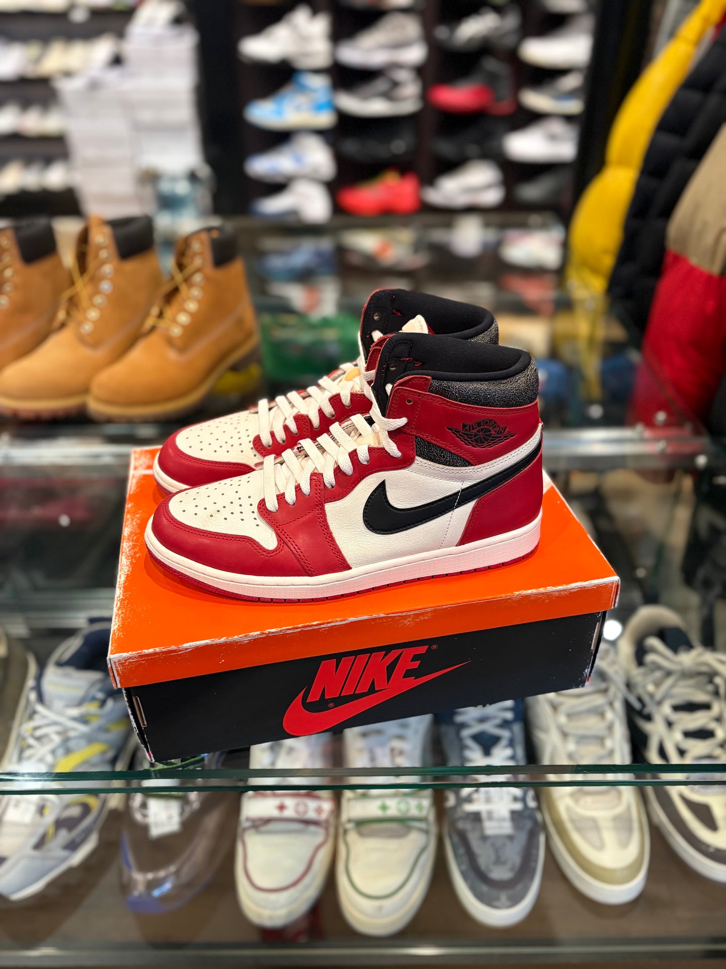 Jordan 1 ‘Lost and Found’ used og box