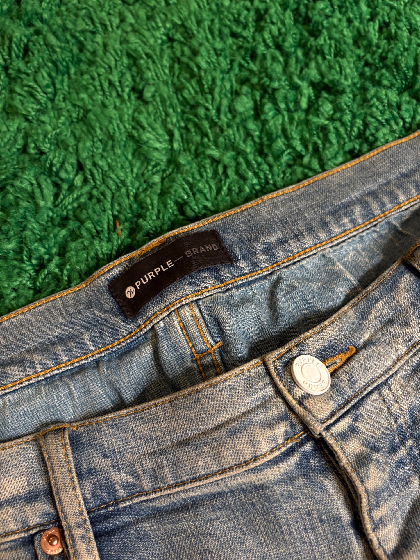 Purple Jeans Light Wash Distressed Size 40