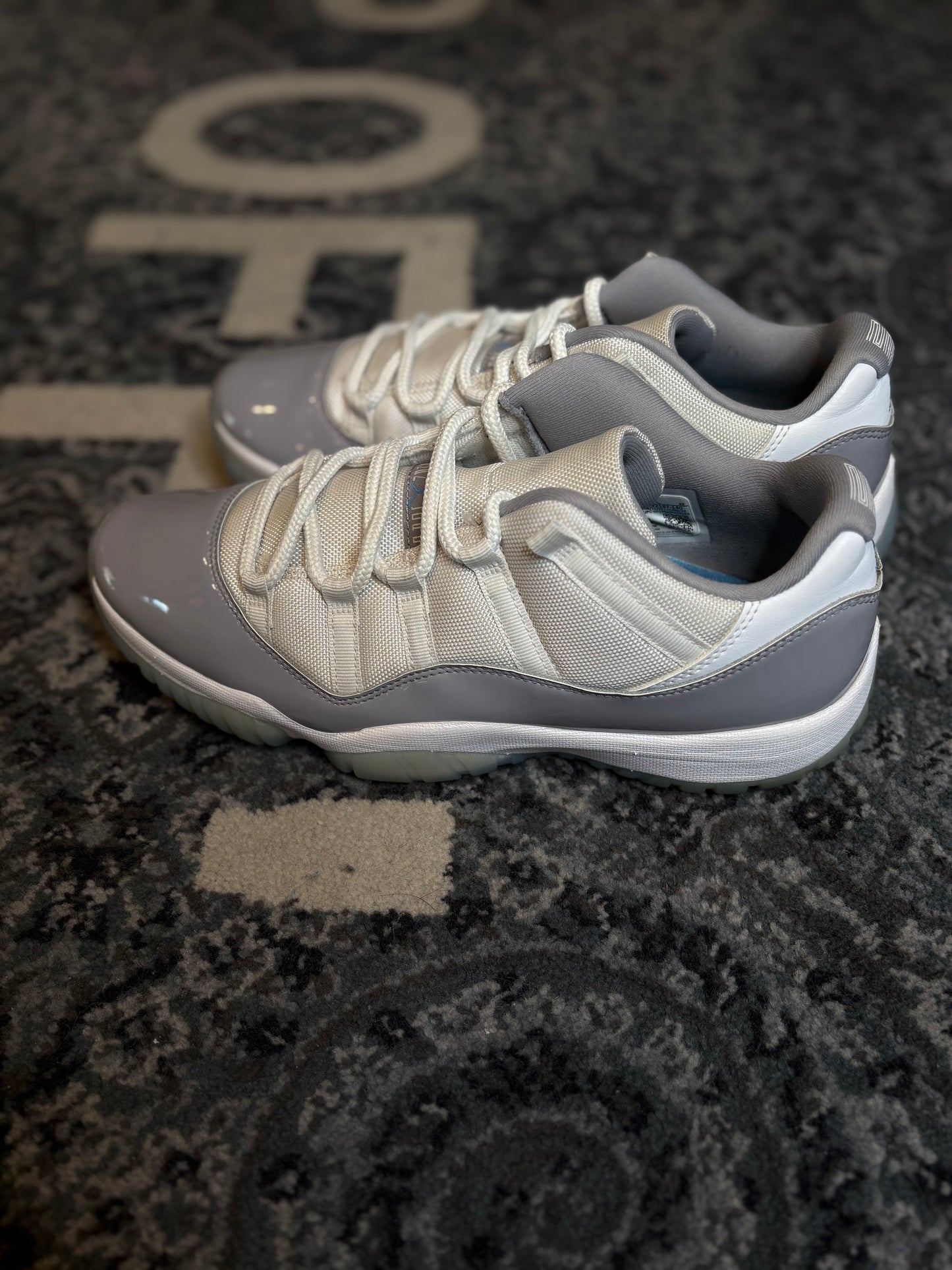 Jordan 11 Retro Low “Cement Grey” CLEAN NB SIZE 11.5