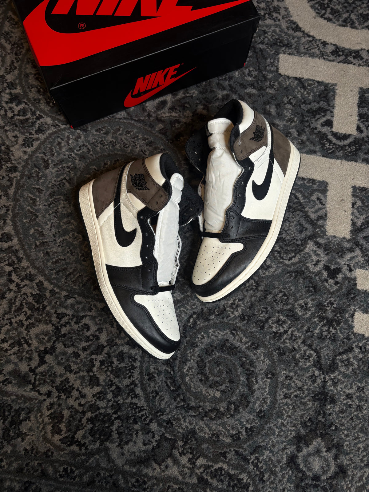 Jordan 1 Retro High “Dark Mocha” Ds Og Size 11
