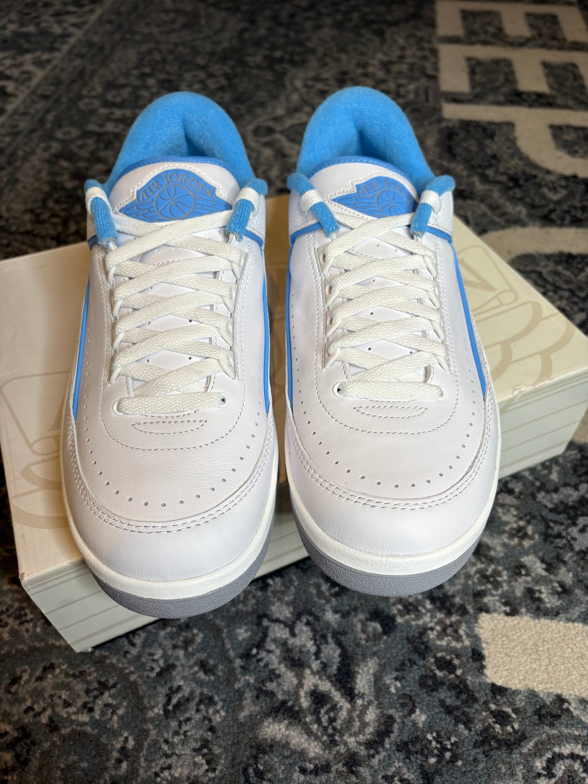 Jordan 2 Low Retro “Unc” Clean Rb Size 10.5