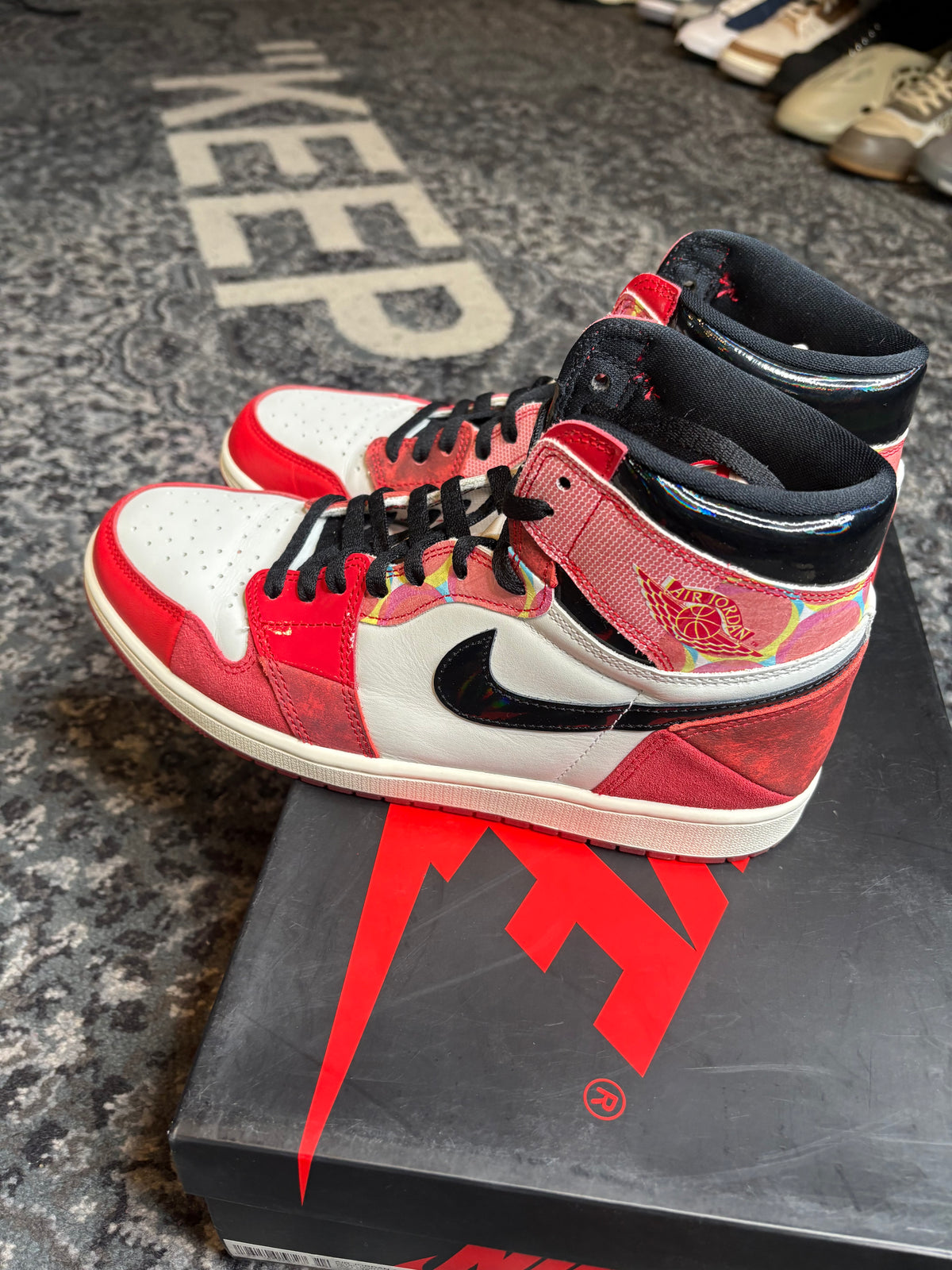 Jordan 1 Retro “Spider Man Across The Spider Verse” Clean Og Size 11
