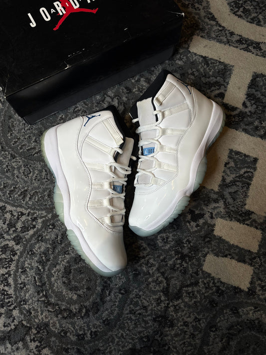 Jordan 11 Retro “Legend Blue” Clean Og Size 10