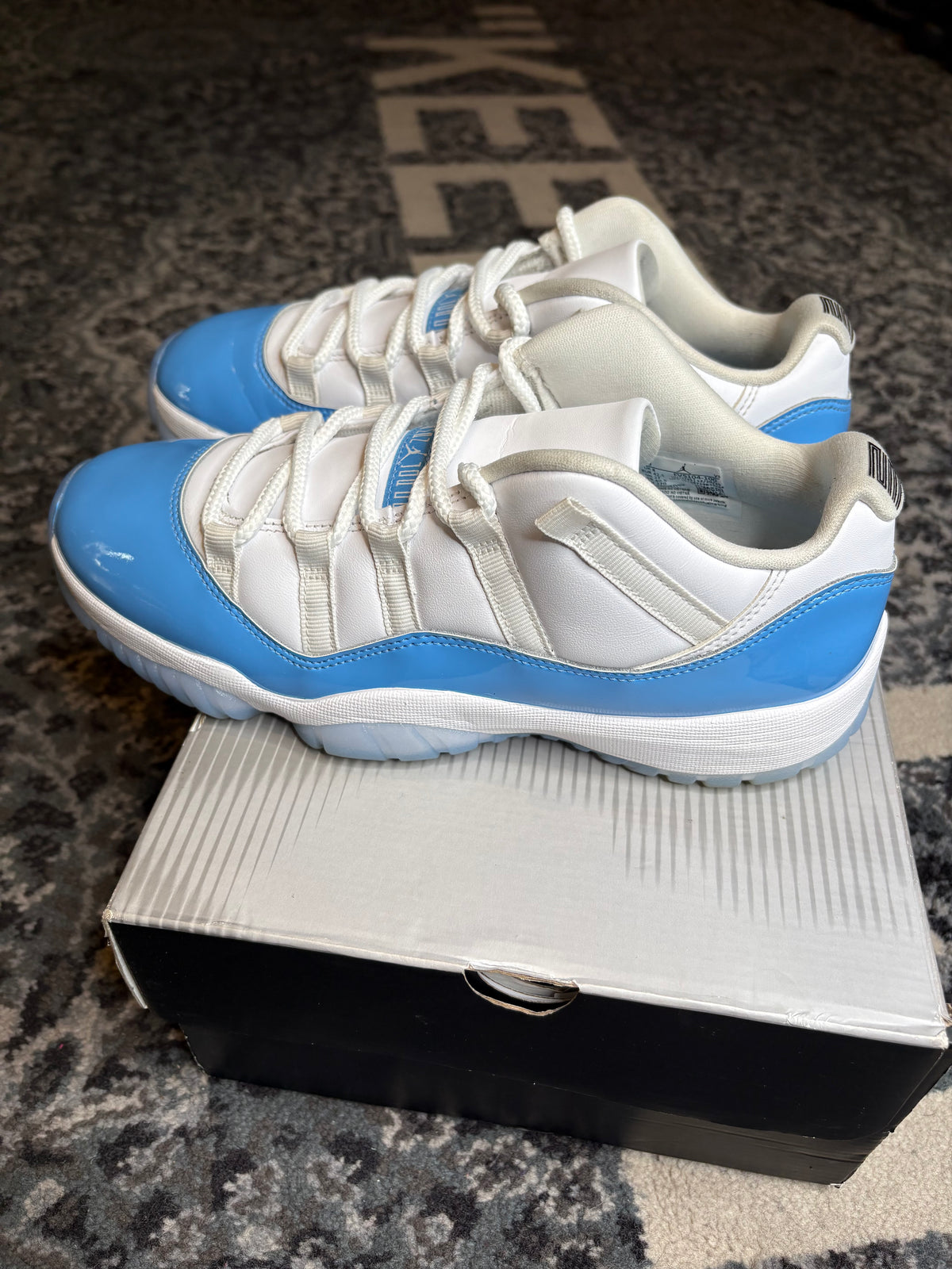 Jordan 11 Retro Low “University Blue” Clean Og Size 9
