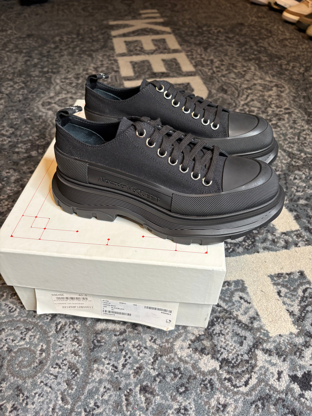 Alexander McQueen Tread Slick Low “Black Canvas and Leather” Clean Pg Size 7.5(40.5 EU)