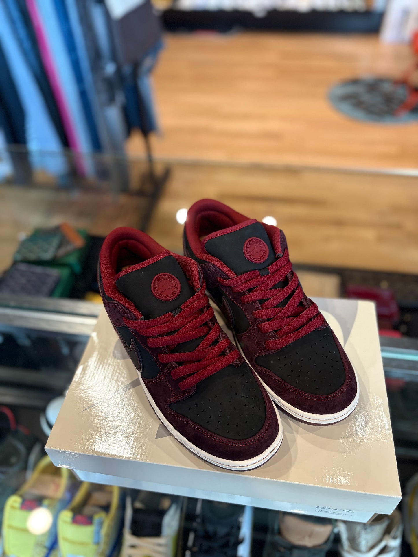 SB Dunk Low Riot Skateshop DS OG