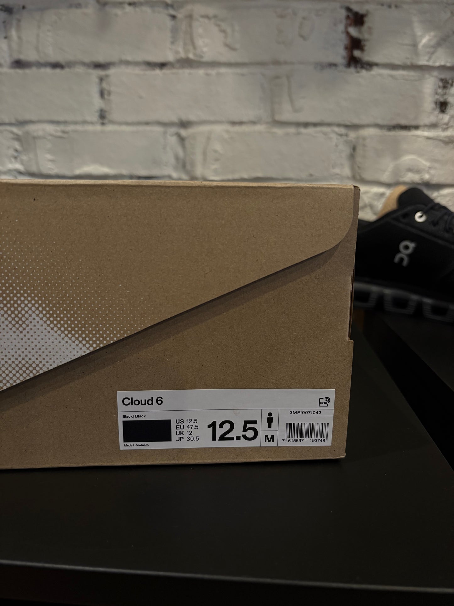 On Running Cloud 6 All Black DS OG Size 12.5