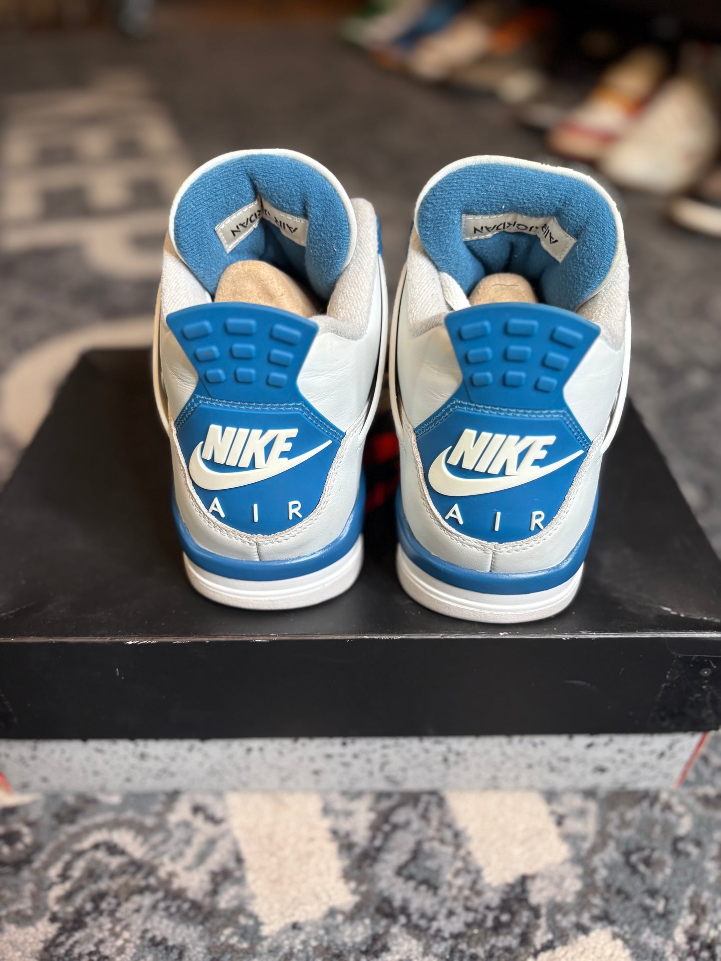 Jordan 4 Retro “Military Blue” Clean Og Size 9