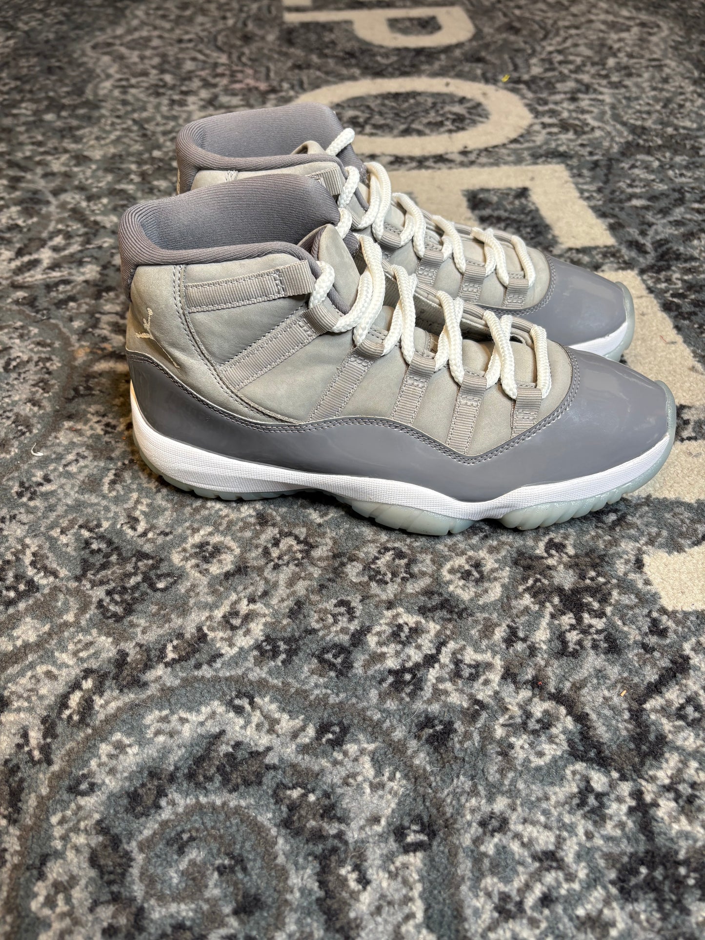Jordan 11 Retro “Cool Grey” Clean Nb Size 8.5