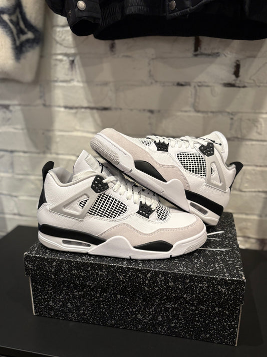 Jordan 4 Retro Military Black DS OG