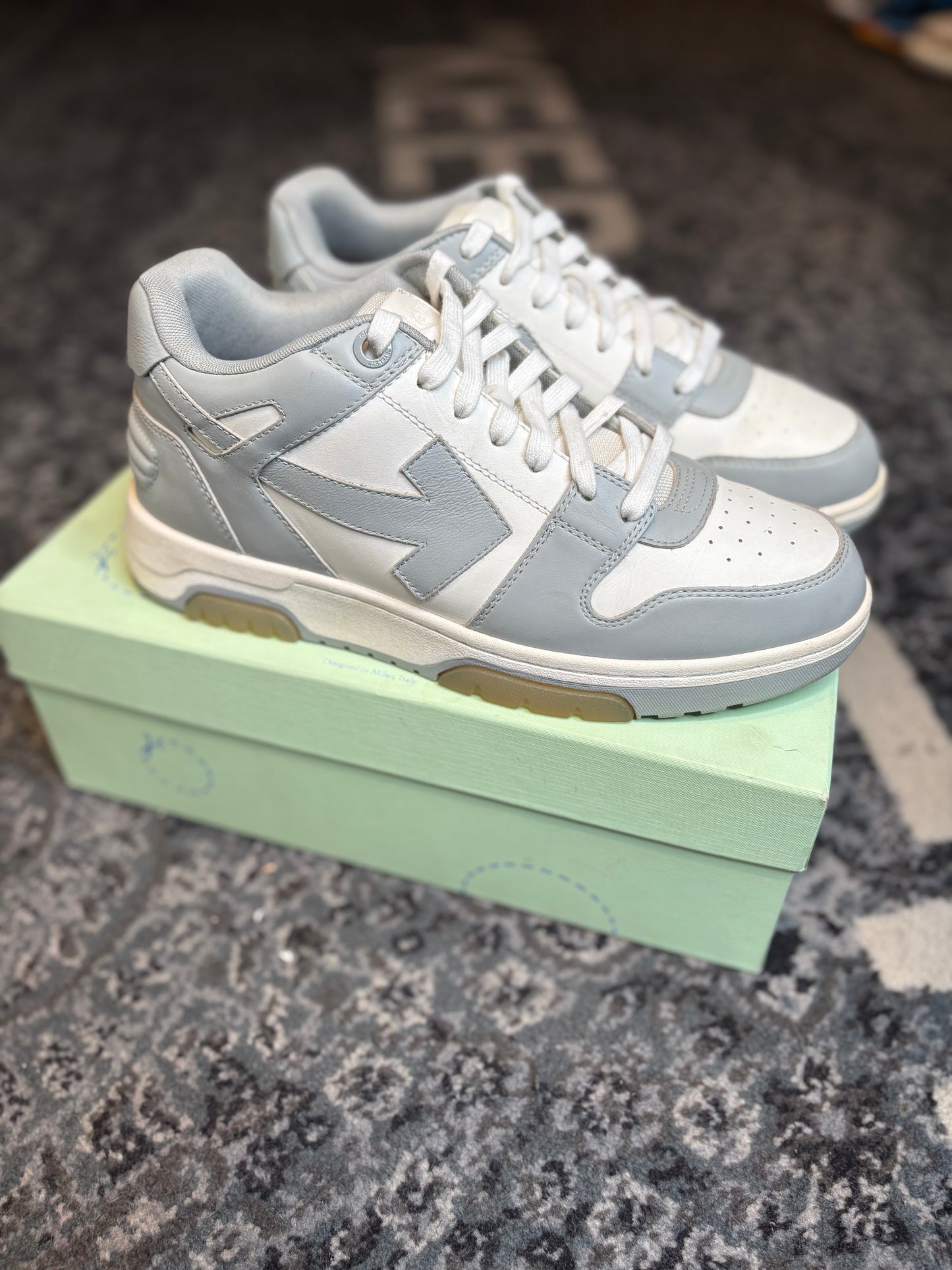 Off White Out Of Office “Grey and White” Po Og Size 10(43 EU)