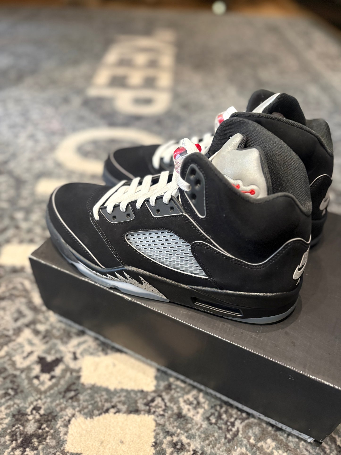 Jordan 5 Retro “Black Metallic” OG CLEAN SIZE 10
