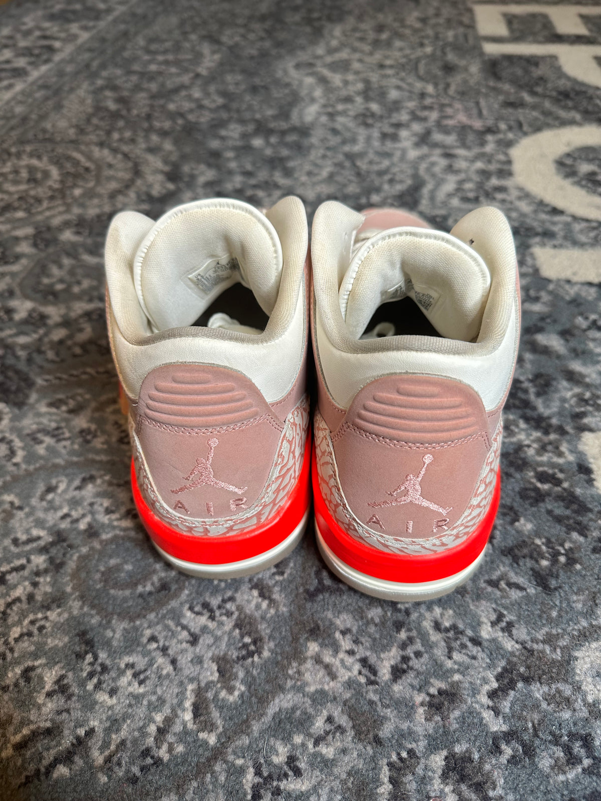 Jordan 3 Retro “Rust Pink” Clean Nb Size 8M/9.5W