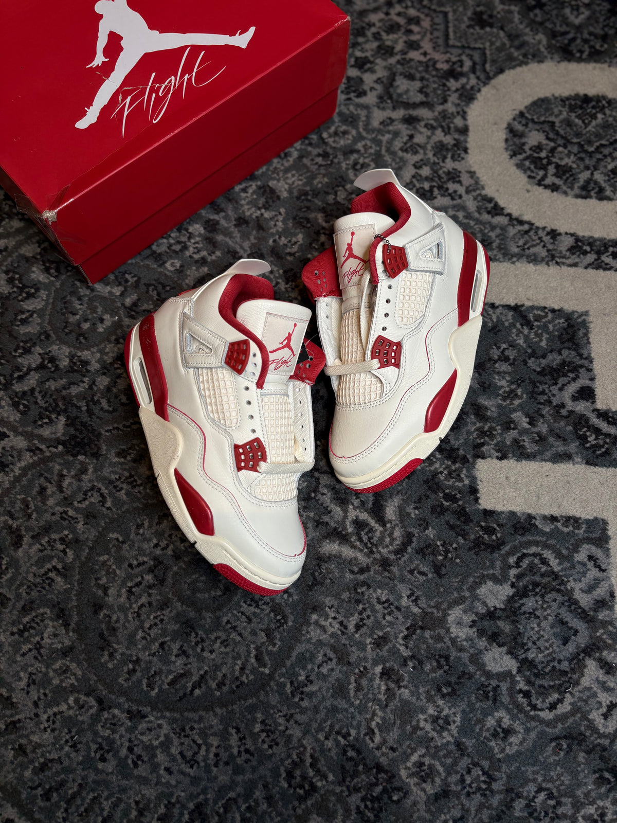 Jordan 4 Retro “Valentines Day Sierra Red” Ds Og Size 5M/6.5W