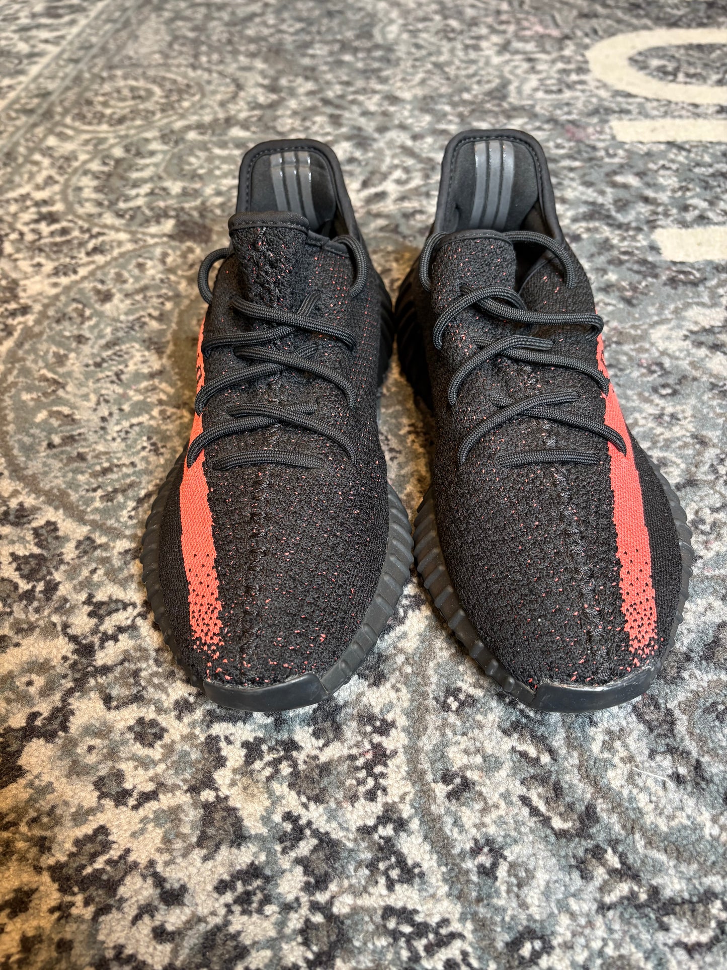 Yeezy Boost 350 V2 “Core Black Red” Clean Nb Size 10