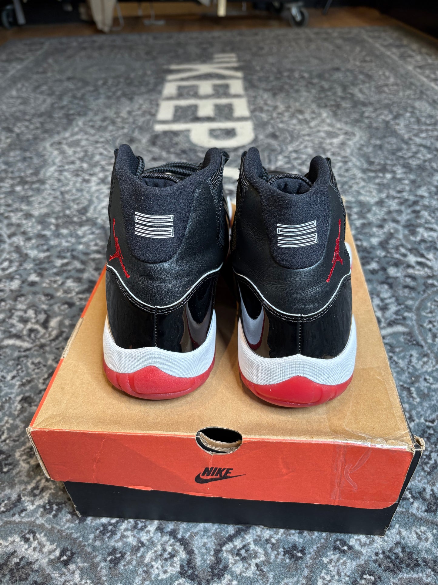 Jordan 11 Retro “Bred” CLEAN RB SIZE 13