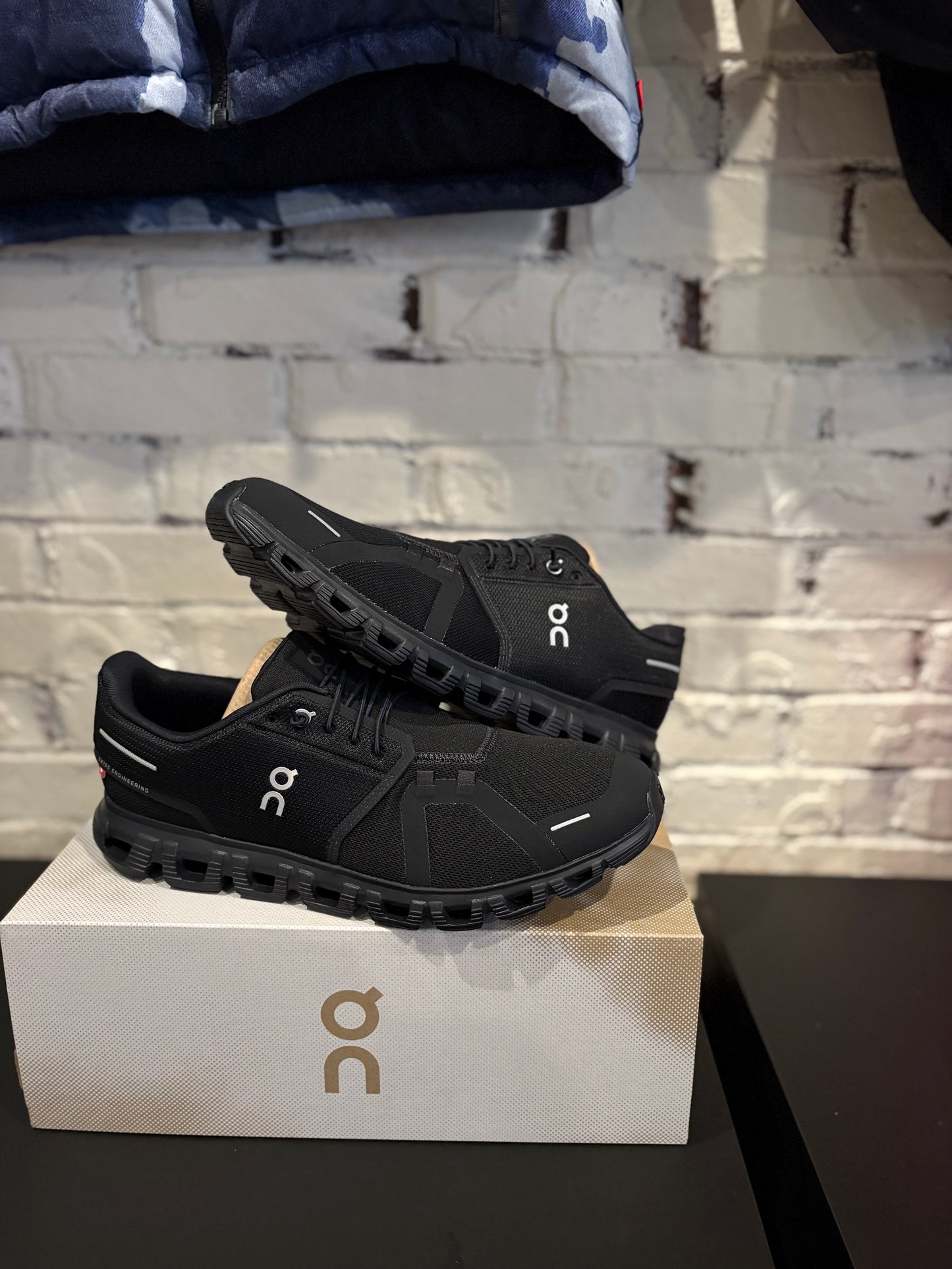 On Running Cloud 6 All Black DS OG Size 12.5