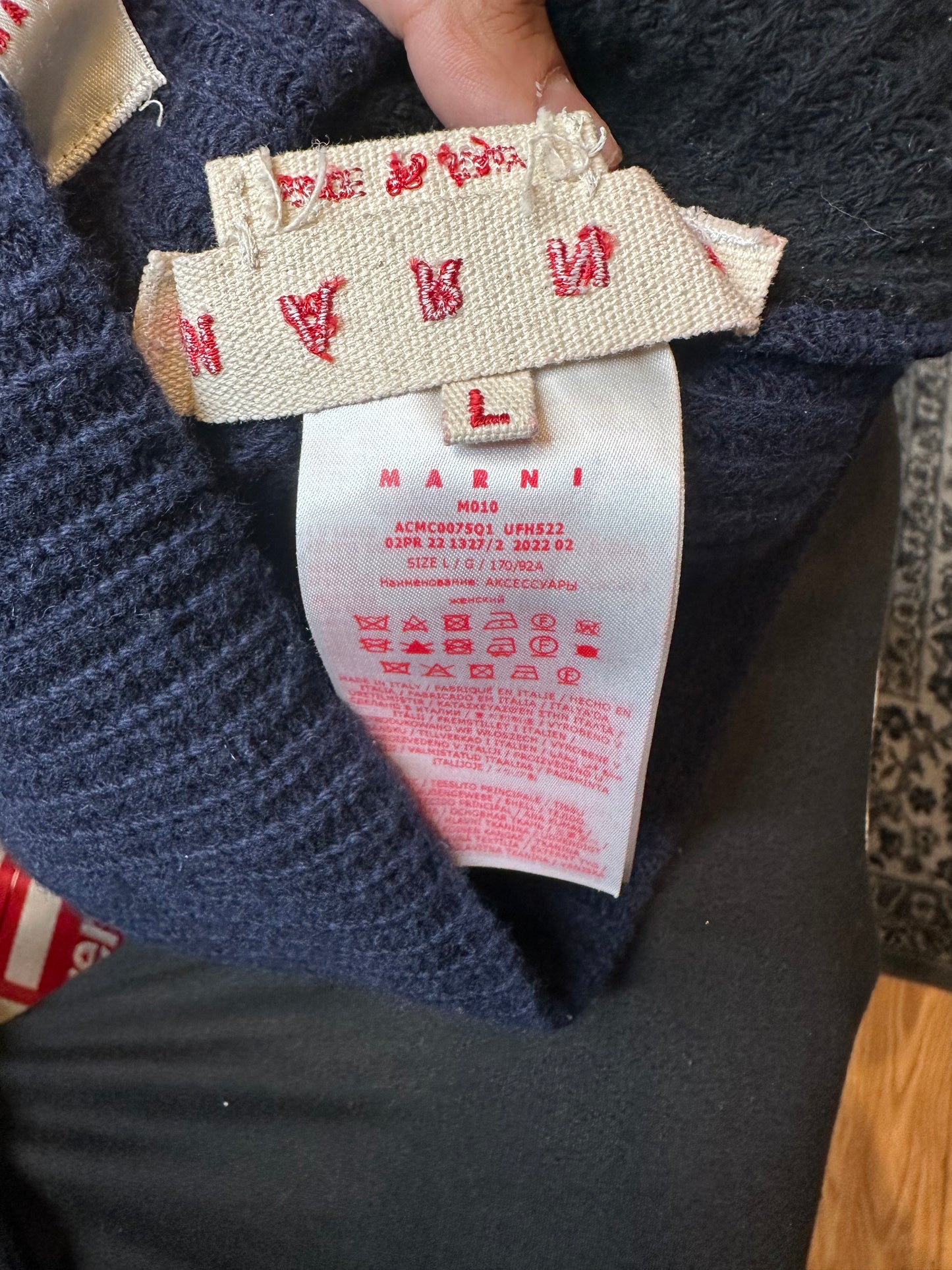 Marni Mask Size Large