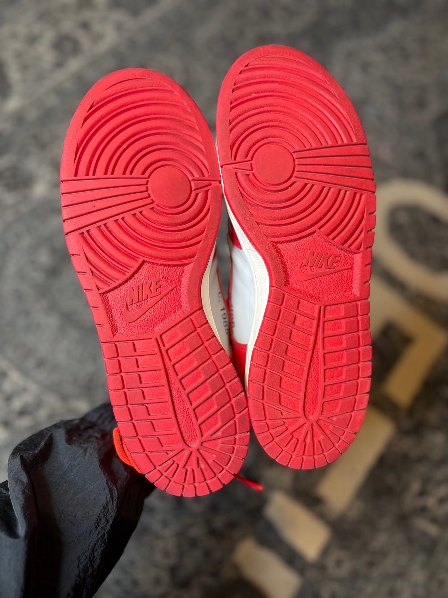 Nike Dunk Low “Off White University Red” PO RB SIZE 9