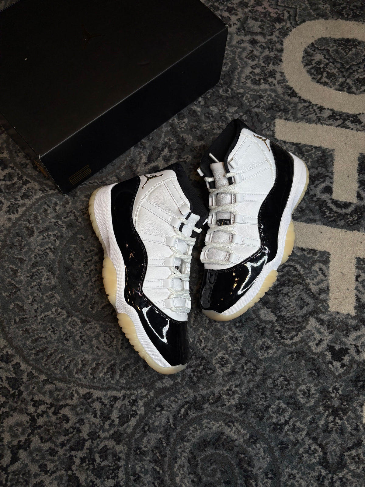 Jordan 11 Retro “DMP gratitude” Clean Og Size 10