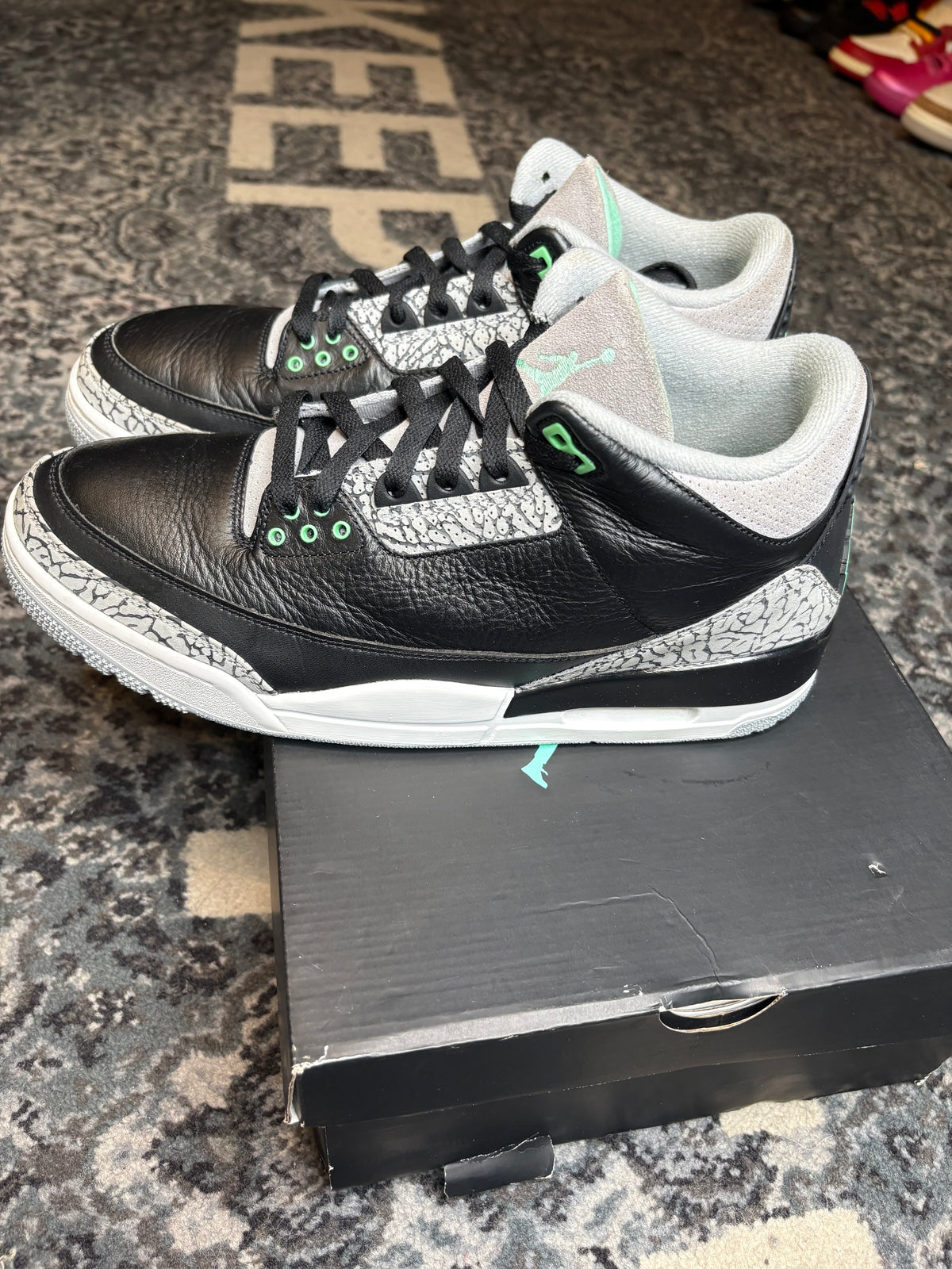 Jordan 3 Retro “Green Glo” Clean Og Size 12