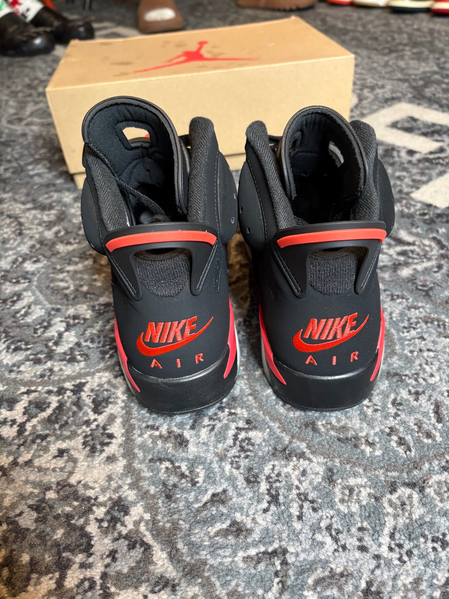Jordan 6 Retro “Infrared SalesMan” Clean Og Size 10