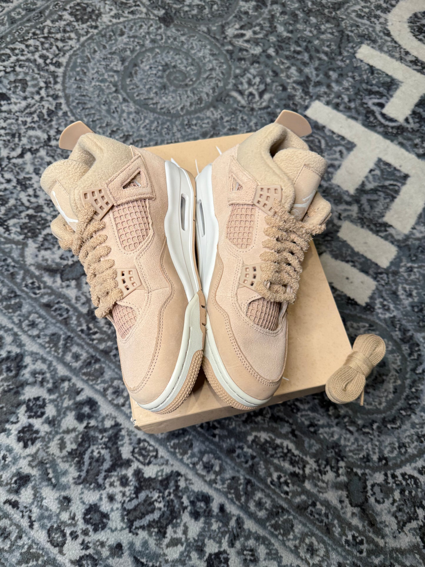 Jordan 4 Retro Cozy Girl Clean OG Size 7.5