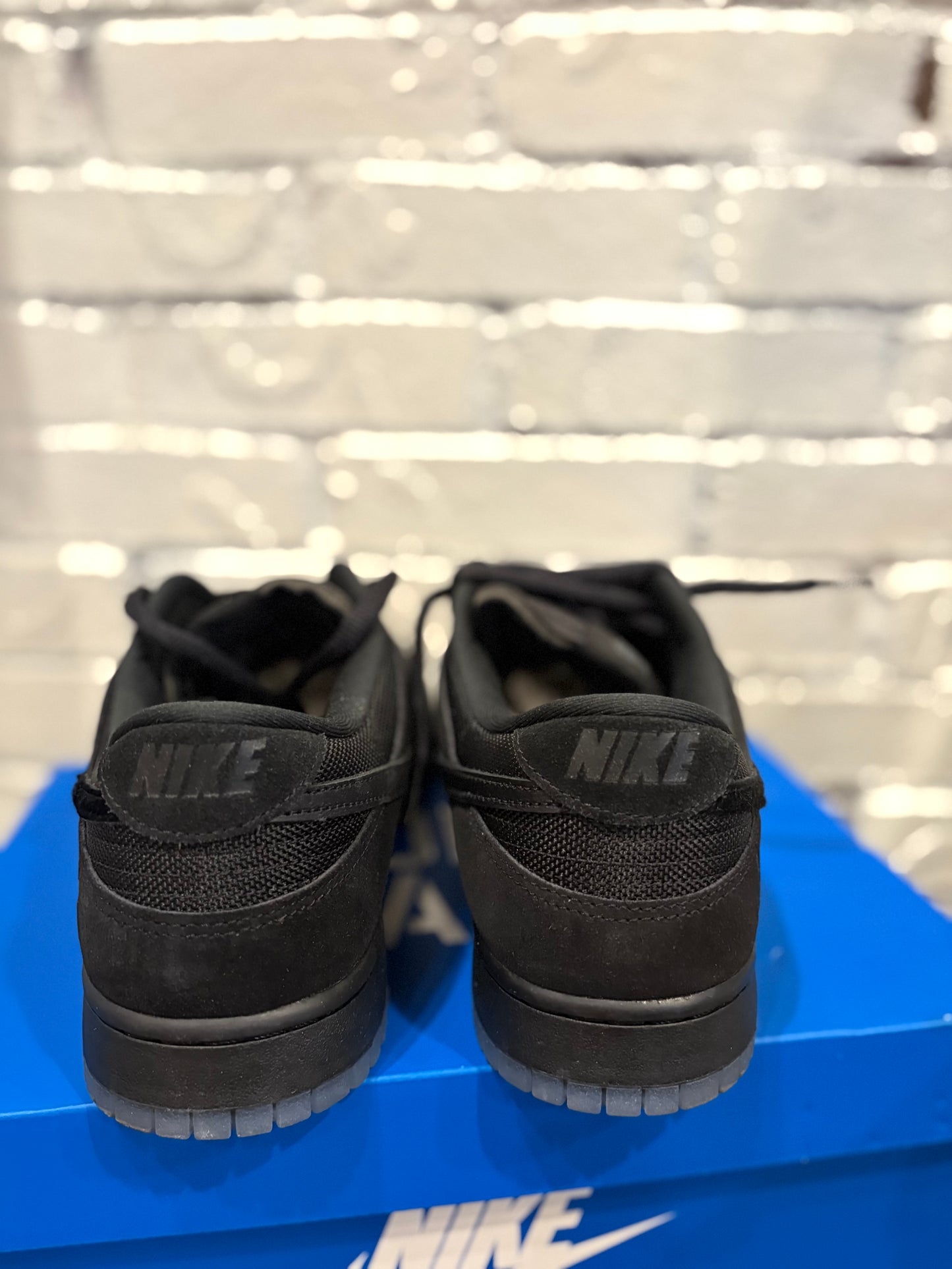 Dunk Low Undefeated 5 On It Black DS OG Size 12