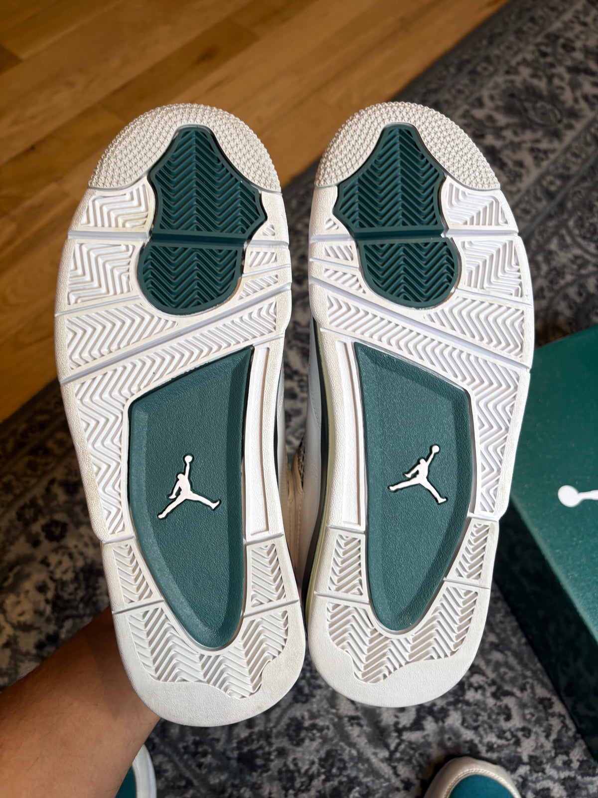 Jordan 4 Retro “Oxidized Green” Clean Og Size 9.5