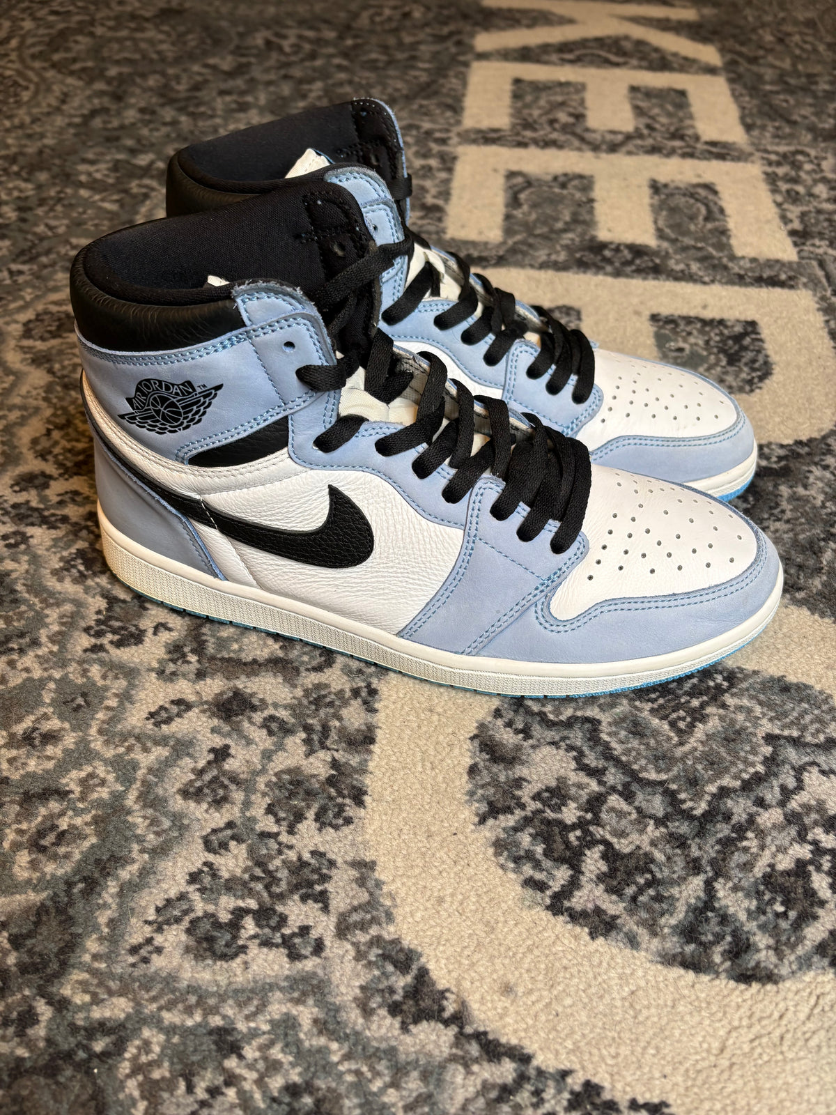 Jordan 1 Retro High “University Blue” Clean Nb Size 12
